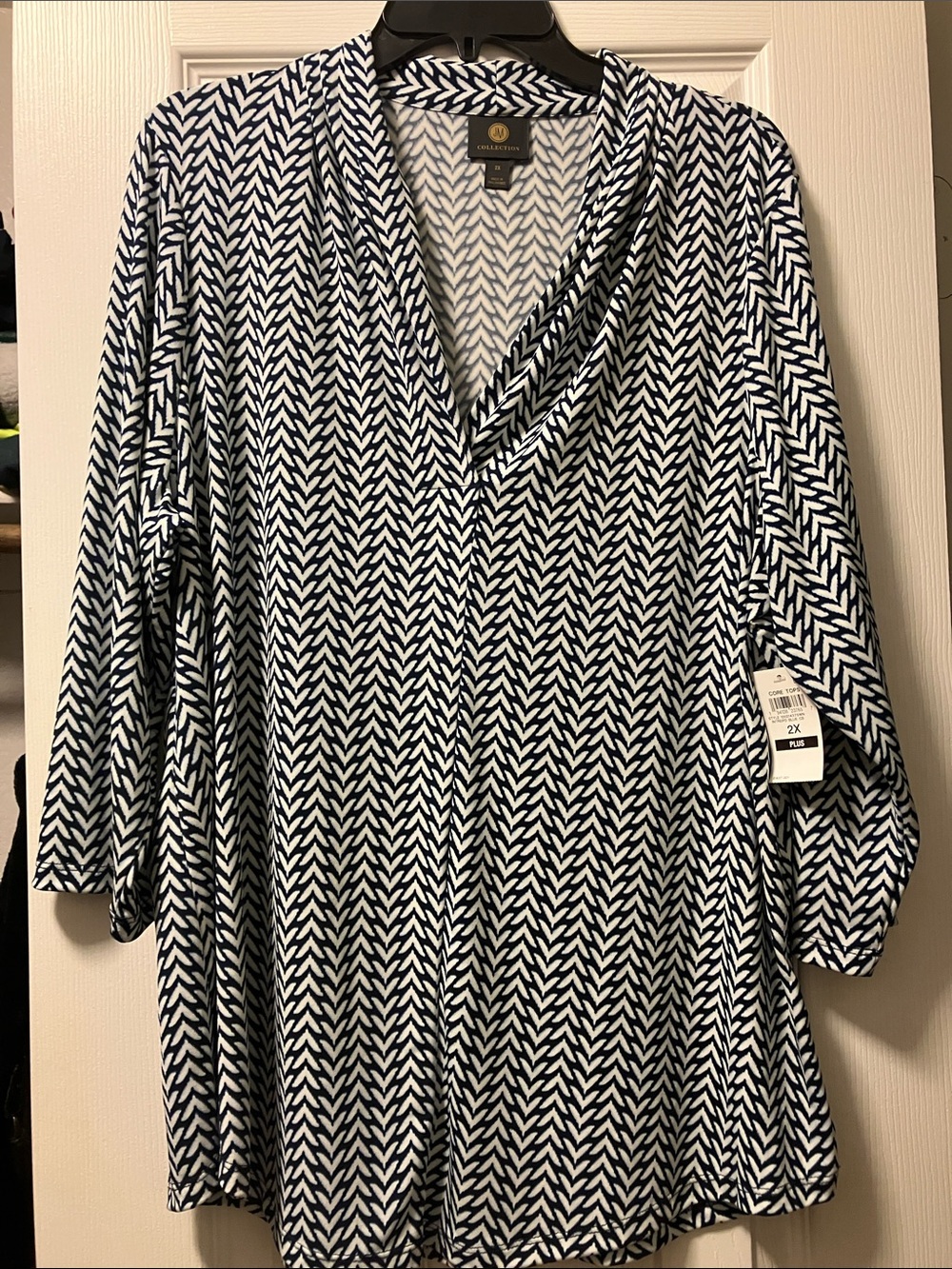JM Collection Navy and White Chevron V-Neck Blouse